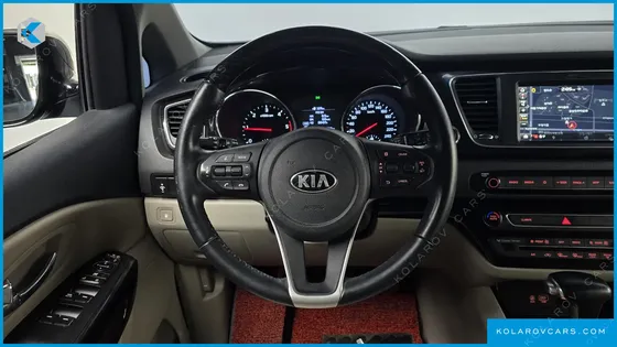 KIA CARNIVAL 9-SEATER PRSTIGE