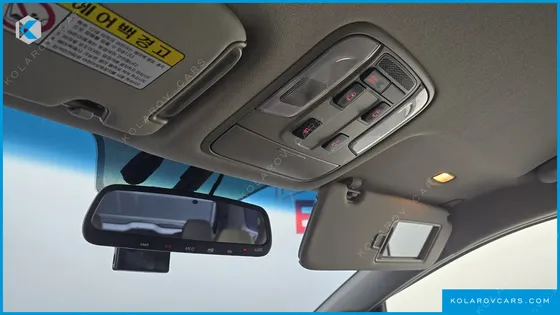 KIA CARNIVAL 9-SEATER PRSTIGE