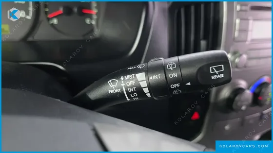 HYUNDAI STAREX 4WD 12-SEATER WAGON