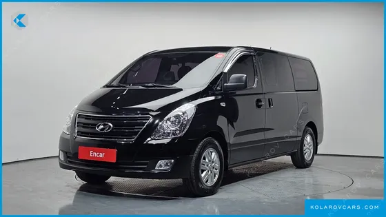 HYUNDAI STAREX 5-SEATER VAN