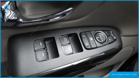 KIA CARNIVAL 9-SEATER PRSTIGE