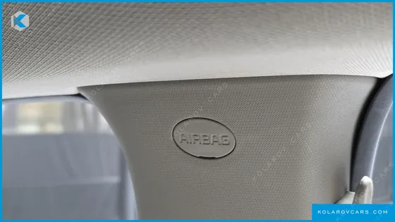 KIA CARNIVAL 9-SEATER PRSTIGE