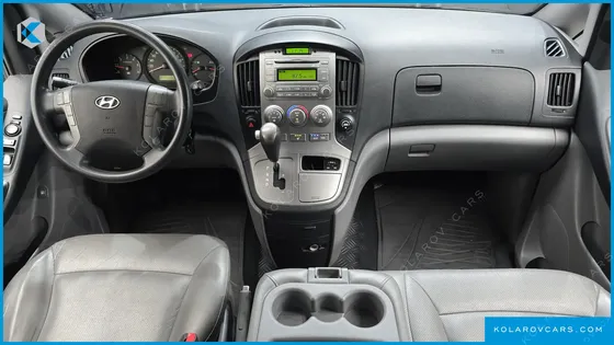 HYUNDAI STAREX 12-SEATER WAGON