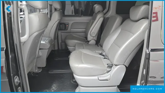 HYUNDAI STAREX 12-SEATER WAGON
