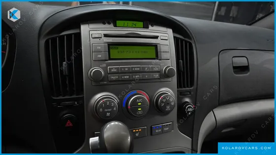 HYUNDAI STAREX 12-SEATER WAGON