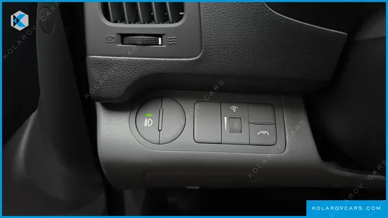 HYUNDAI STAREX 12-SEATER WAGON