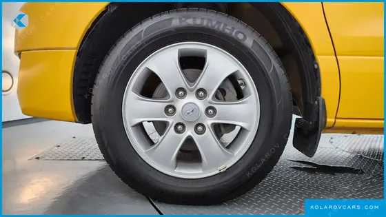 HYUNDAI STAREX 4WD GUARD CAR OF CHIDREN