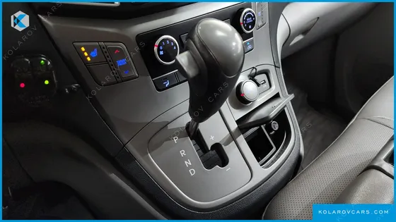HYUNDAI STAREX 4WD GUARD CAR OF CHIDREN