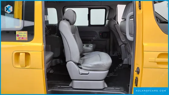 HYUNDAI STAREX 4WD GUARD CAR OF CHIDREN
