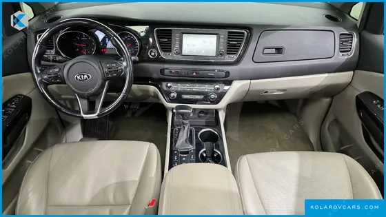 KIA CARNIVAL 9-SEATER PRSTIGE