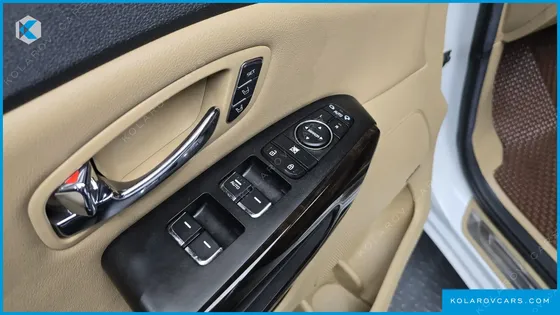 KIA CARNIVAL GASOLINE 9-SEATER NOBLESSE SPECIAL