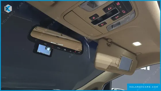 KIA CARNIVAL GASOLINE 9-SEATER NOBLESSE SPECIAL