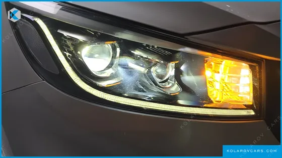 KIA CARNIVAL GASOLINE 9-SEATER NOBLESSE SPECIAL