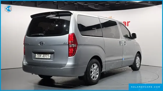HYUNDAI STAREX 12-SEATER WAGON