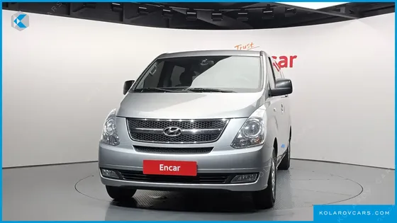 HYUNDAI STAREX 12-SEATER WAGON