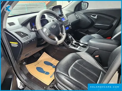 HYUNDAI TUCSON DIESEL(E-VGT) 2WD