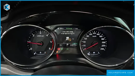 KIA CARNIVAL 9-SEATER NOBLESSE SPECIAL