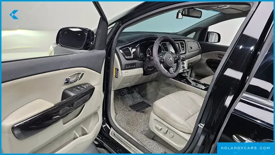 KIA CARNIVAL 9-SEATER NOBLESSE SPECIAL