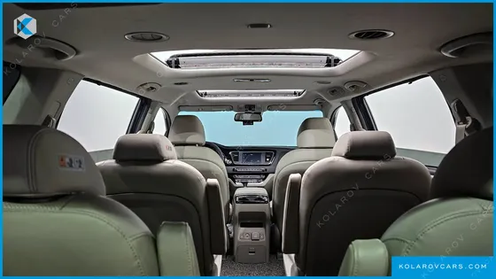 KIA CARNIVAL 9-SEATER NOBLESSE SPECIAL