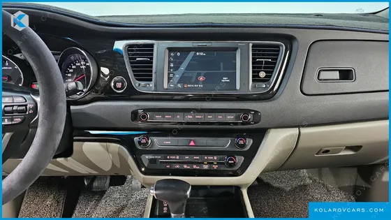 KIA CARNIVAL 9-SEATER NOBLESSE SPECIAL