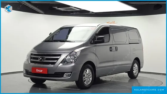 HYUNDAI STAREX 3-SEATER VAN