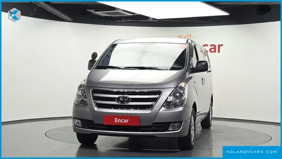 HYUNDAI STAREX 3-SEATER VAN