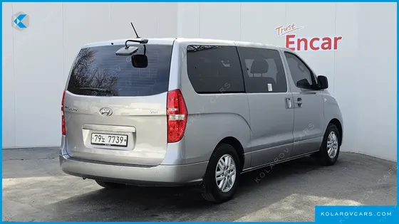 HYUNDAI STAREX 12-SEATER WAGON