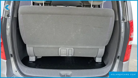HYUNDAI STAREX 12-SEATER WAGON