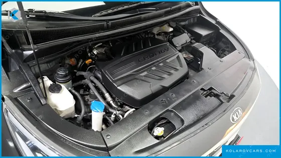 KIA CARNIVAL 9-SEATER PRSTIGE