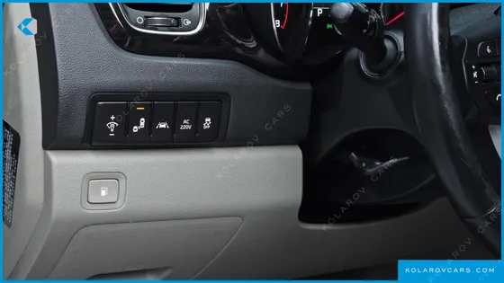 KIA CARNIVAL GASOLINE 7-SEATER LIMOUSINE