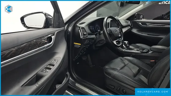 HYUNDAI GRANDEUR PREMIUM