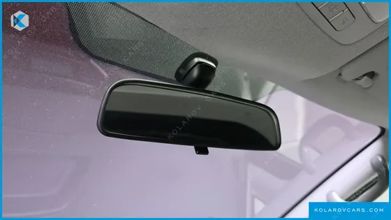 HYUNDAI STAREX 3-SEATER VAN