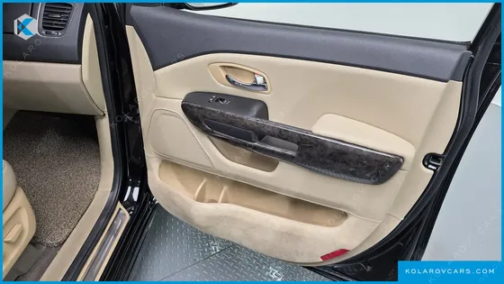 KIA CARNIVAL GASOLINE 9-SEATER LIMOUSINE(SPECIAL VEHICLE)