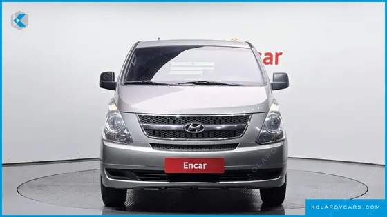 HYUNDAI STAREX 5-SEATER VAN