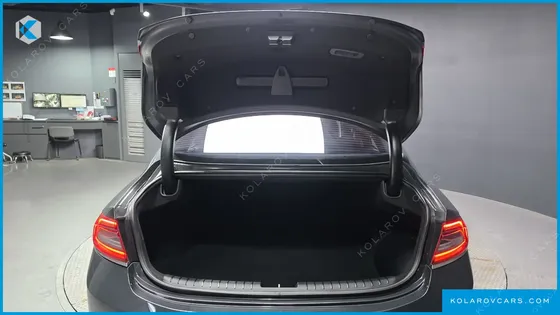 HYUNDAI GRANDEUR PREMIUM