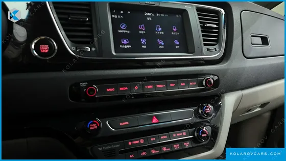 KIA CARNIVAL 9-SEATER NOBLESSE SPECIAL