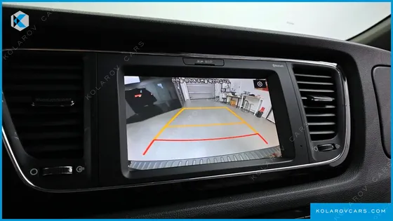 KIA CARNIVAL 9-SEATER NOBLESSE SPECIAL