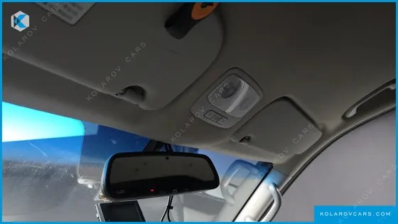 HYUNDAI STAREX 3-SEATER VAN