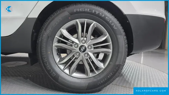 HYUNDAI TUCSON DIESEL(E-VGT) 4WD