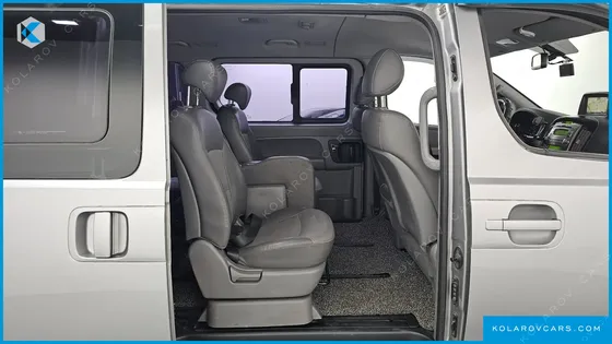 HYUNDAI STAREX 12-SEATER WAGON