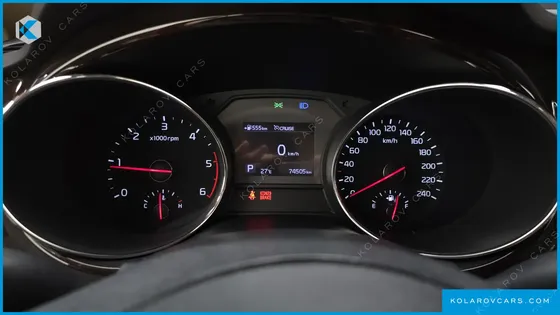 KIA CARNIVAL 9-SEATER PRSTIGE