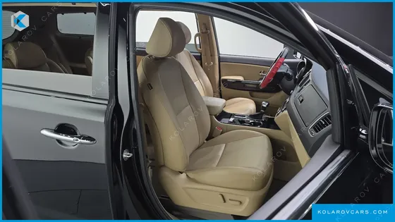 KIA CARNIVAL 9-SEATER PRSTIGE
