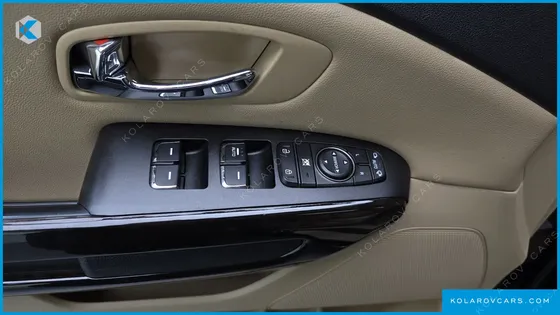 KIA CARNIVAL 9-SEATER PRSTIGE