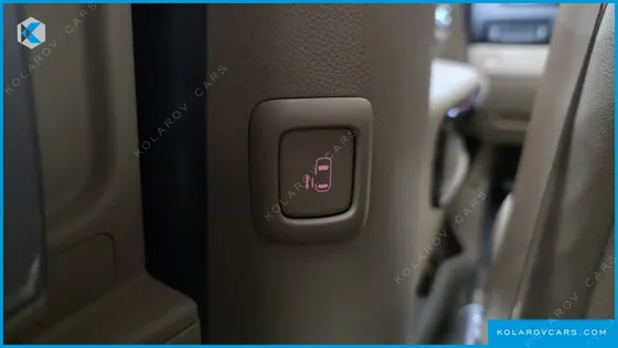 KIA CARNIVAL 9-SEATER PRSTIGE