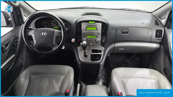 HYUNDAI STAREX 11-SEATER WAGON