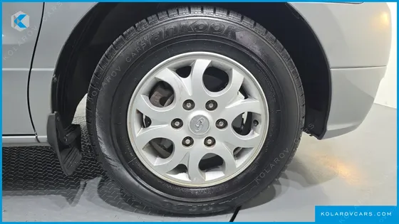 HYUNDAI STAREX 11-SEATER WAGON