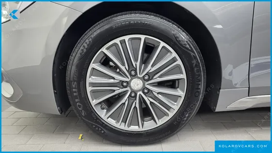 HYUNDAI GRANDEUR EXCLUSIVE