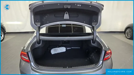 HYUNDAI GRANDEUR EXCLUSIVE