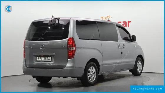 HYUNDAI STAREX 3-SEATER VAN