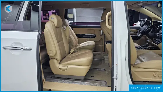 KIA CARNIVAL 9-SEATER NOBLESSE SPECIAL